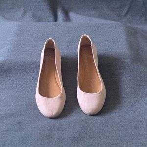 American Rag Cie “Aellie” Soft Pink Ballet Flats